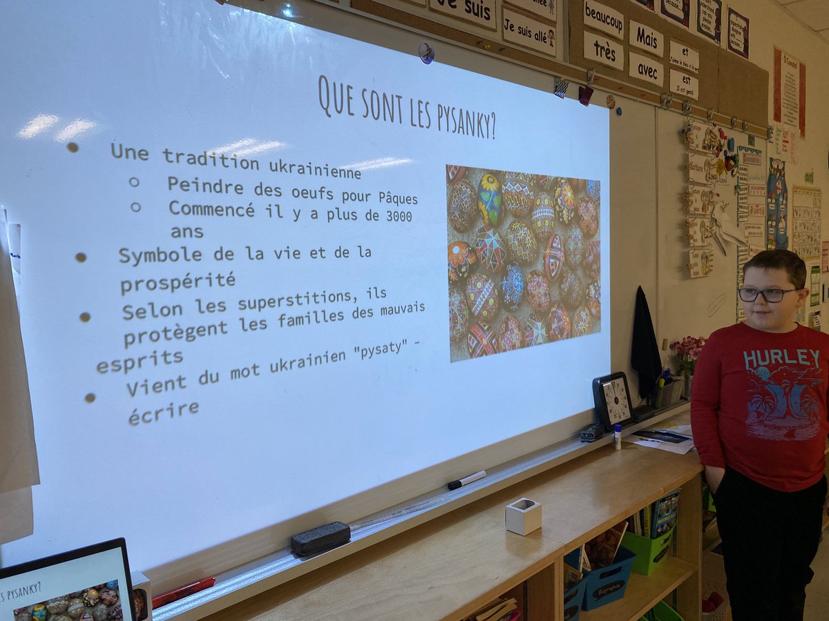 AnneSeniuk's tweet photo. Today, we learnt about pysanky, an Ukrainian tradition of decorating eggs for Easter. Merci Matt for providing this rich learning for everyone!! @KanataHighlands https://t.co/7U9WvQuAHG