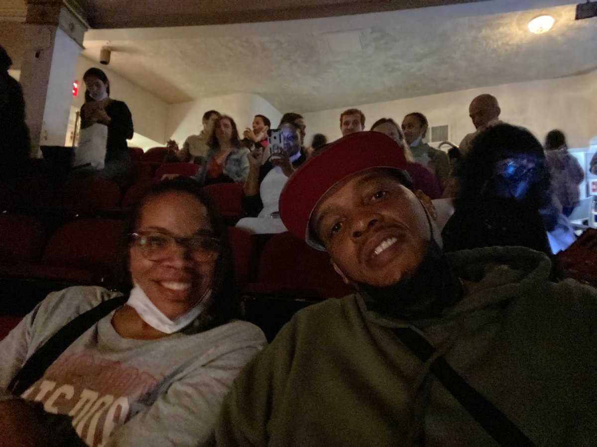 ThaRealMikeRich's tweet photo. @ApolloTheater https://t.co/heOiaNovSa