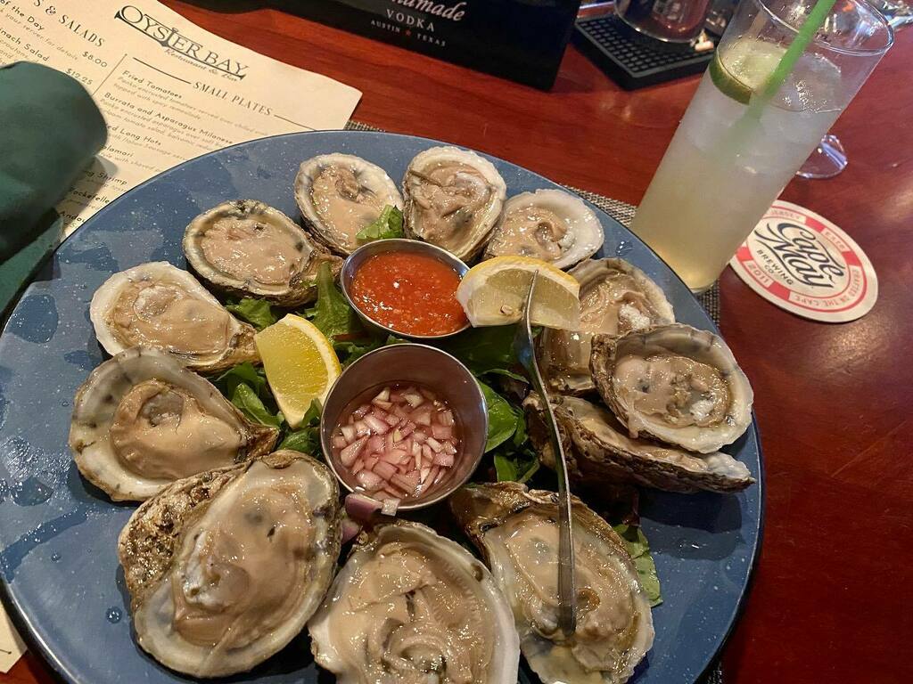CookeCapeMay's tweet photo. โAlive and violated,
They lay on their beds of ice:
Bivalves: the split bulb
And philandering sigh of ocean.
Millions of them ripped and shucked and scattered.โ Seamus Heaney. My reply to @oysterbayrestaurant quoting #hemingwayquotes #movablefeast https://t.co/Yvt7W38GJ7 https://t.co/BzAQ06VGLb