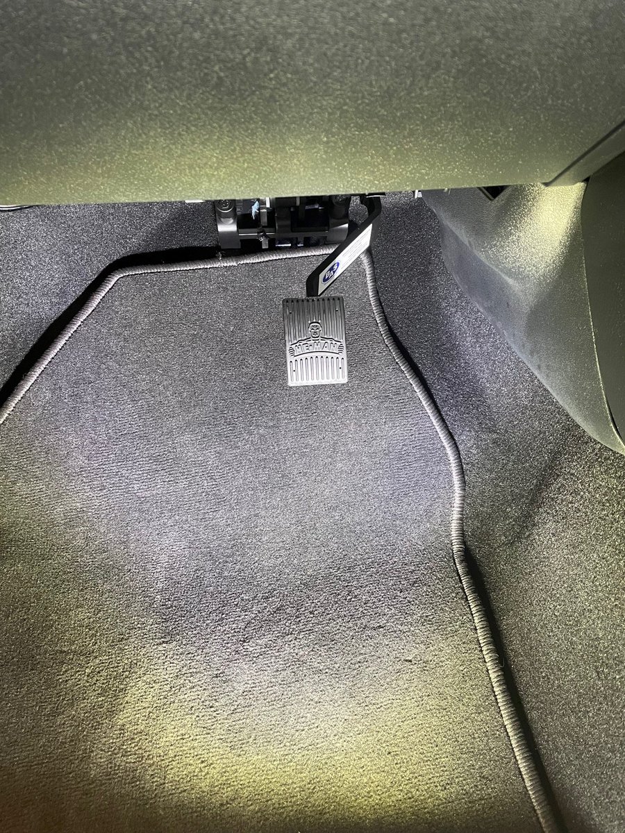 BASNWLtd's tweet photo. Did you know that we also fit dual controls? Here are some photos of dual controls we have fitted this week into an Audi A1 and a Toyota CH-R 📸🚗

Contact the office on 01925 640730 for more information 😊

#dualcontrols #learnerdriver #drivingschool #heman https://t.co/CM3Ah2aMaQ