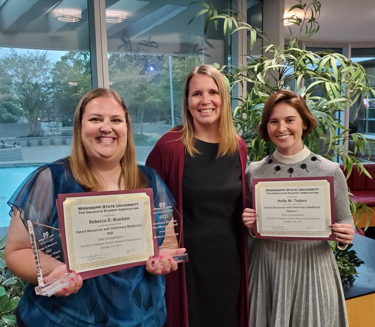 Congratulations MSU WFA graduate <a href="/HollyTodaro/">Holly Todaro</a>, Rebecca Bracken, Lexi Firth, Lacy Dolan, Devin Chen, Natasha Murphy, Jonathan Smith, Issi Burger and more for their exceptional awards at the Graduate Student Awards banquet tonight!