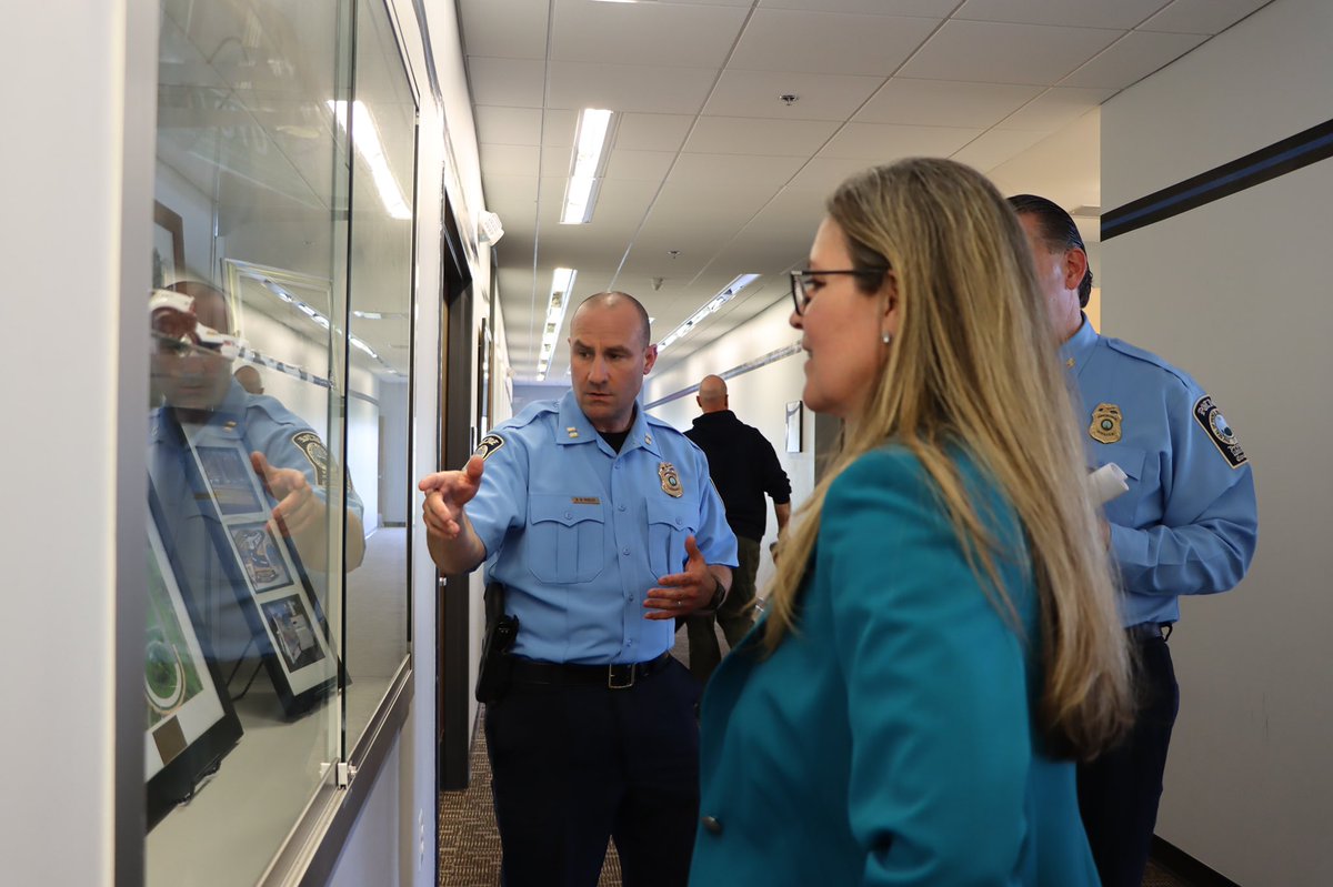 RepWexton's tweet photo. I had a great visit to the @PWCPolice Training Facility today with @ChairWheeler and Chief Newsham.

I’m proud to deliver funding for the Dept to conduct a use of force study that will build on the great work they do here to prepare officers to go out and serve the PWC community. https://t.co/mirxqwHQ2m