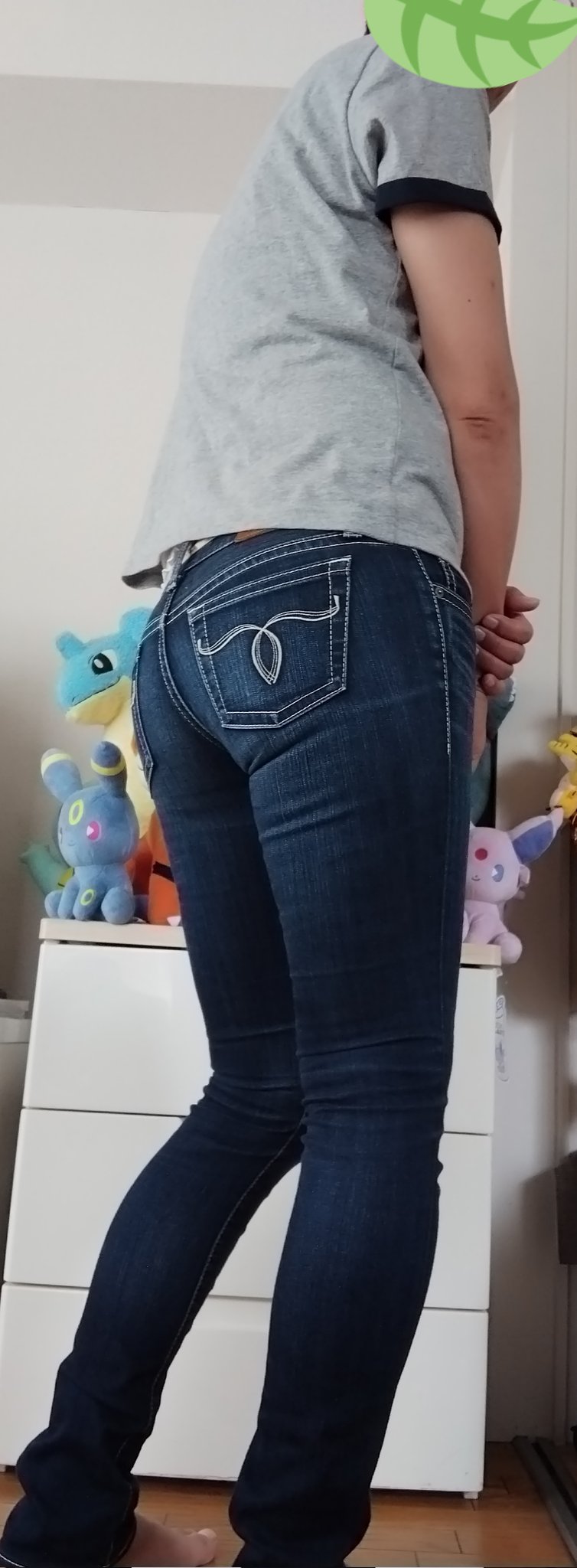 ローライズ 尻 突き出し ジーニスト(@jeanist__jp) - Twilog (ツイログ)