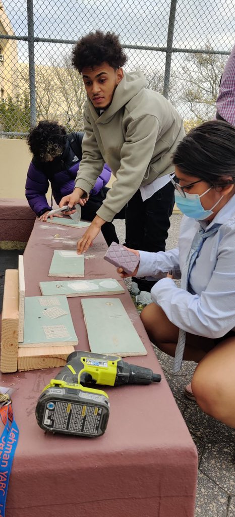 Lehmanyabc's tweet photo. In Adulting 101, Ms. Nicole and Mr. Cerini help students learn life skills. Today our YABC Scholars gathered together, patching drywall, and learning the tools of the #trade #postsecondarygoals @EastSideHouse33 @JohnMazzocchi @ColumbusYabc @QueensYabc @ExecSuptLisante https://t.co/onnpmspYj8