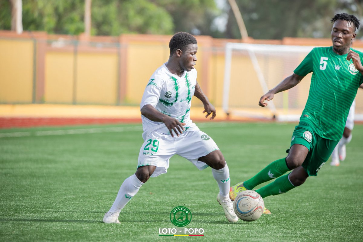 Frejus_LeMiroir's tweet photo. #Team229 🇧🇯 10È JOURNÉE SUPER LIGUE PRO #BufflesFC et #LotoFC se neutralisent
Le duel entre les champions en titre et leurs vice-champions s'est Soldé par un score nul et vierge. Archi dominateur les poulains de @AbdesOuaddou n'ont pas pu trouver la chemin des filets. https://t.co/G0jQpDFNJq