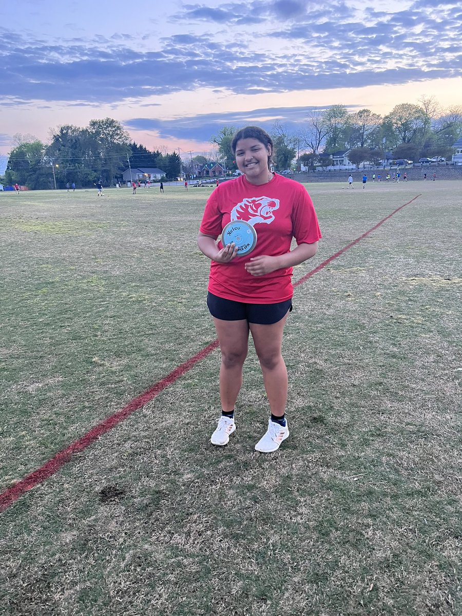 BR_Throwers's tweet photo. I told you!! 
NEW SCHOOL RECORD IN GIRLS DISC!!!! 102.9 with ease!! Keep watching!!! #BetheVillage #RelaxNThrow https://t.co/rZdbofcIo7