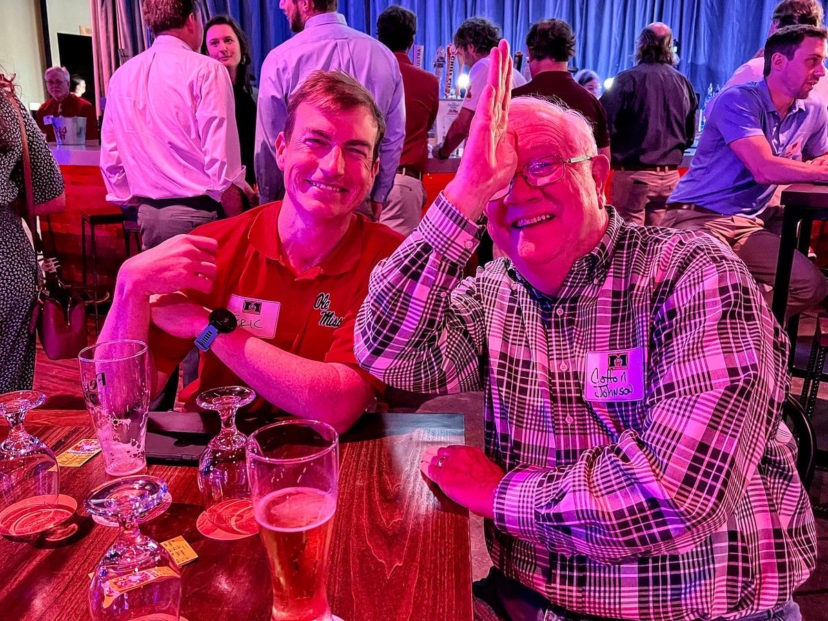 OleMissSports's tweet photo. Great to be in Birmingham with our Alabama Rebels tonight!
πΈ by @OleMissAlumni
#RRT22 | #HottyToddy https://t.co/NIlodRt0Ll