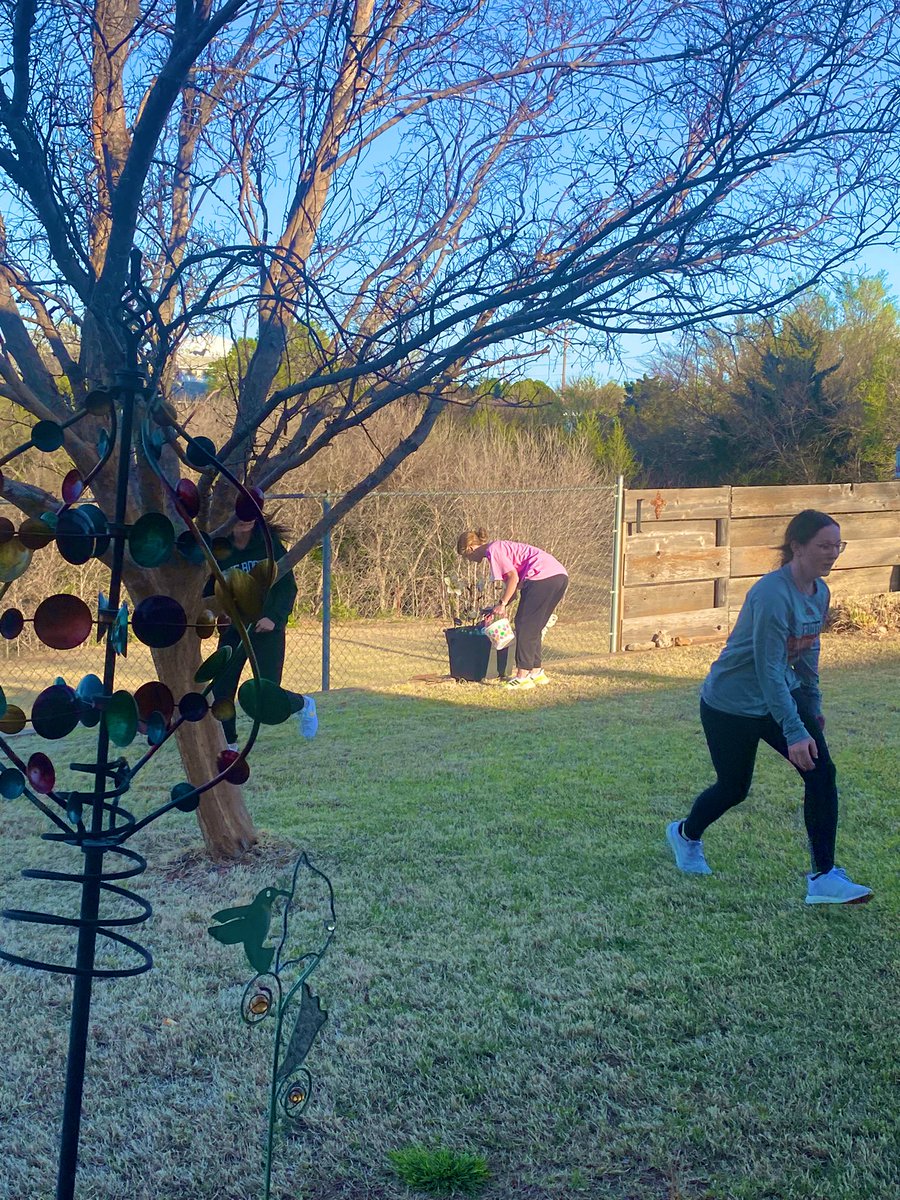 Everything is a competition with this group!

Easter Egg Hunt Fun🐰💛