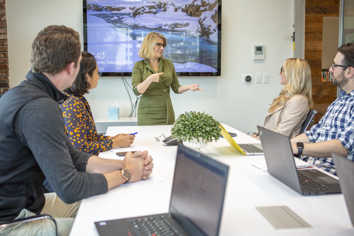 Fin_Finesse's tweet photo. Happy to be named a top financial wellness services company for 2022 by Manage HR Magazine. 

Find out why employees &amp; employers love our #financialwellness programs, and what's next for us, in this (https://t.co/lG8cF8fnnK) short interview with our founder &amp; CEO, @LizDavidsonFF. https://t.co/jCTKGyzyyv