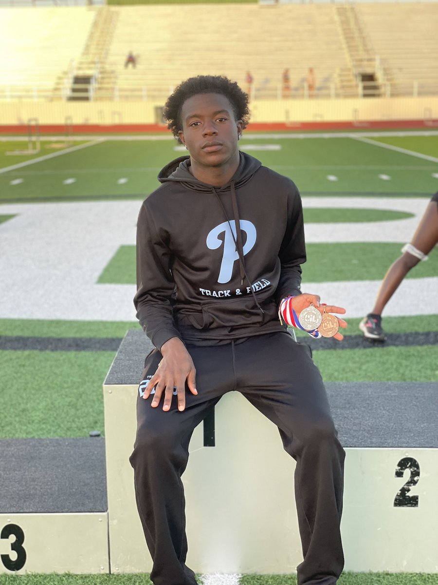 PaetowXC_TF's tweet photo. Here is your district runner up in the 100! @TvtooTo heading to area with a time of 10.7!!! https://t.co/v8r0kpmGAX