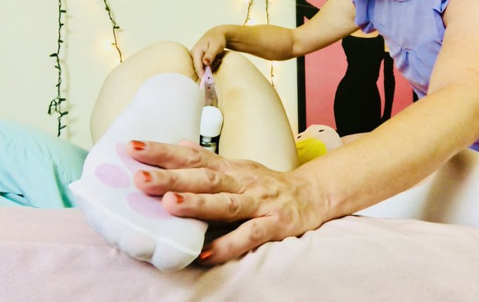 Visit the new page 💕 it&rsquo;s free. https://t.co/7d18CrS3Ec https://t.co/GQBWszITsc