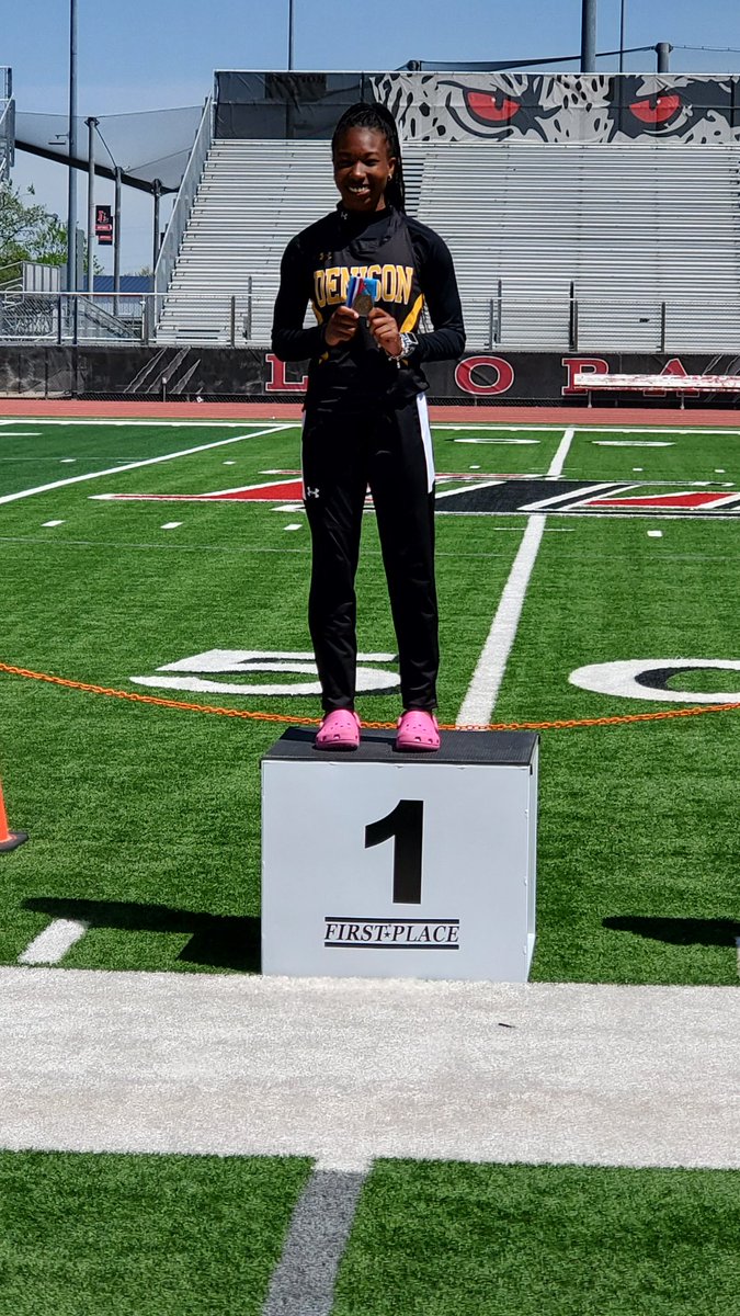 *District 10-5A Track &amp; Field
*District Champion 
*Long Jump
*Lady Jacket - Faith Shaw
*19'-4" (PR) 
*Lovejoy Meet Record
<a href="/fshaw21/">Faith Shaw</a> <a href="/slmjr11/">Stanley Morrison</a> <a href="/WBWhitson/">Brent Whitson</a> <a href="/Coach_DRhodes/">Dale Rhodes</a> @CoachJeffDGreen @ABach742