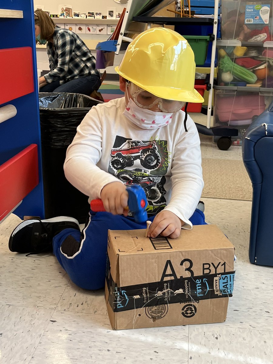 CPESHeadStart's tweet photo. Inspired by new construction across the street from school &amp; @jeanreidy’s book ‘Busy Builders, Busy Week,’ there have been some very busy workers in our dramatic play area.  #CPESBelieves @FCPSPreKEHS https://t.co/Lwsq6rjMFo