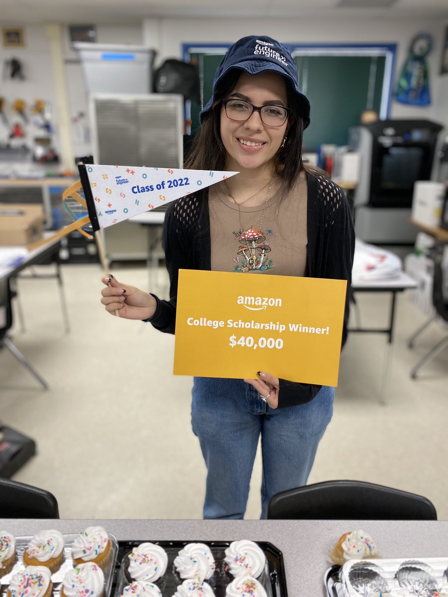 Congratulations to our very own Valentina Valles for her Amazon scholarship and summer paid internship 🎉 Your a Rock Star 🌟 #STEMeducation #FutureEngineer