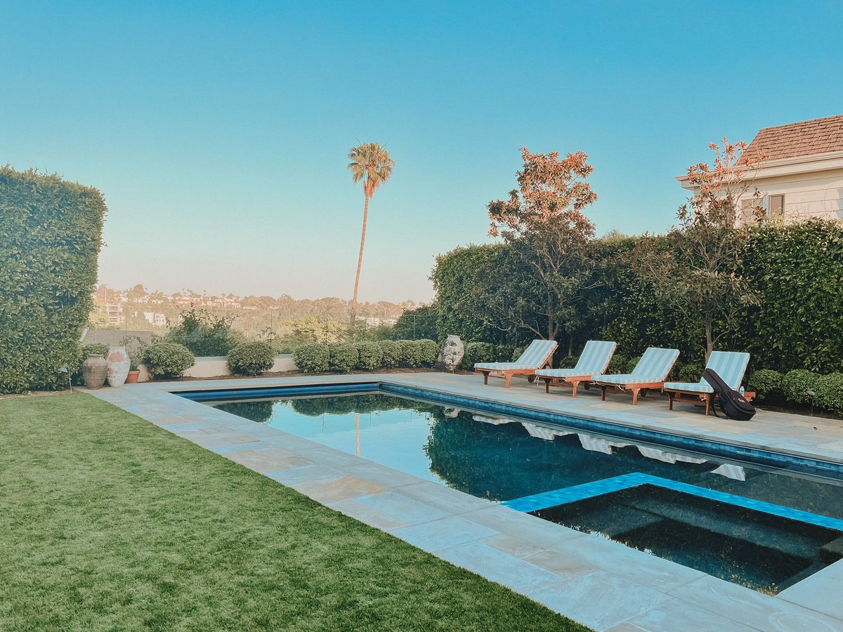 Debbie Soon tweet media