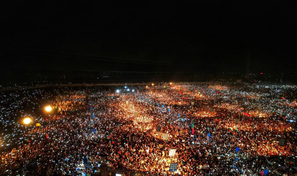 PTIofficial's tweet image. This is Peshawar&apos;s ruling in favour of an independent, sovereign, and dignified Pakistan. This is the People&apos;s mandate for their Kaptaan and it shall be enforced through general elections. 
#امپورٹڈ_حکومت_نامنظور