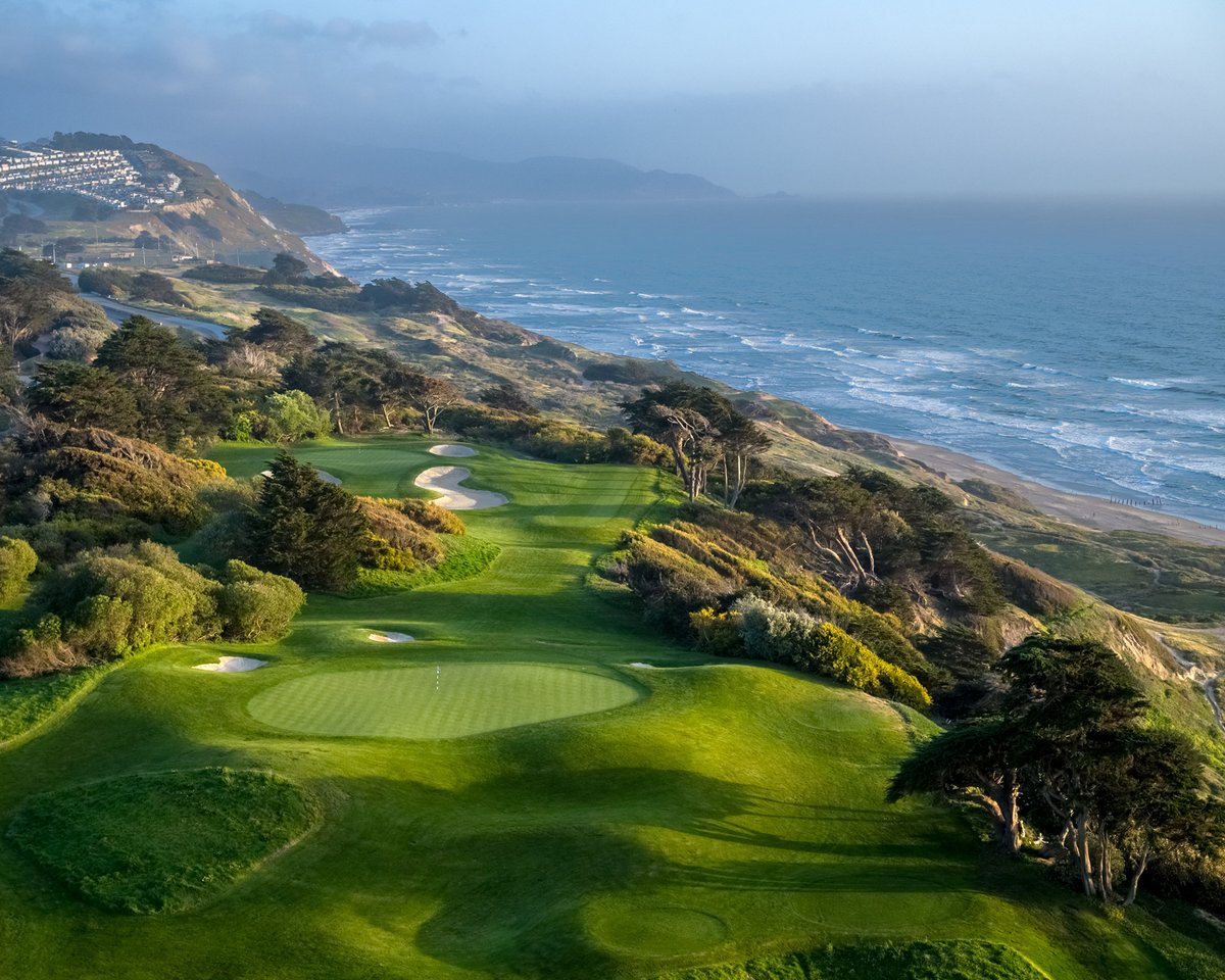 '𝘓𝘪𝘧𝘦 𝘪𝘴 𝘣𝘦𝘵𝘵𝘦𝘳 𝘸𝘩𝘦𝘯 𝘺𝘰𝘶’𝘳𝘦 𝘨𝘰𝘭𝘧𝘪𝘯𝘨.' -Arnold Palmer ⛳ #OlympicClub #OCgolf 📸: @Evan_Schiller