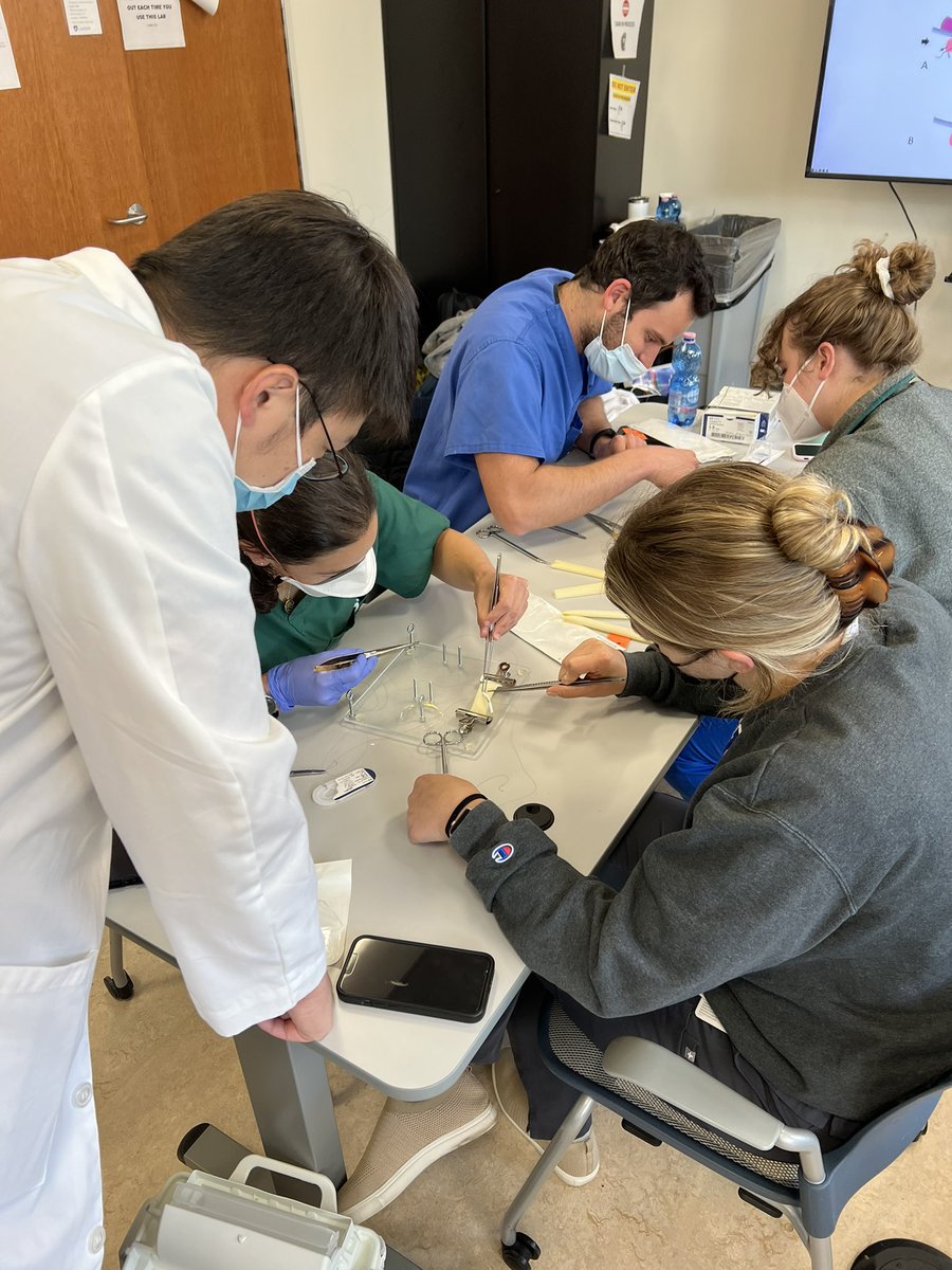 krisrho93's tweet image. All-⭐️ lineup on Day 3 featuring surgical palliative care with @WilSantivasiMD, antibiotics for the surgeon by @jryerxa, anticoagulation and bleeding with expert @JerroldLevy, and a vascular anastomosis lab #STARCourse @DukeSurgery @DukeSurgRes @HaroldLeraas @Qimeng6 💪🏻💪🏻💪🏻