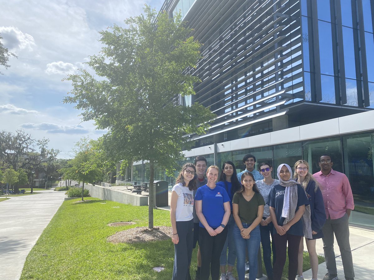 sammartinusen's tweet photo. Had a mini photoshoot outside of #Wertheim today to update the #DenardLab website with all of these smiling faces! @UF_Eng_Ed @UFLChE @UFWertheim https://t.co/cgbM4Y0Oq1