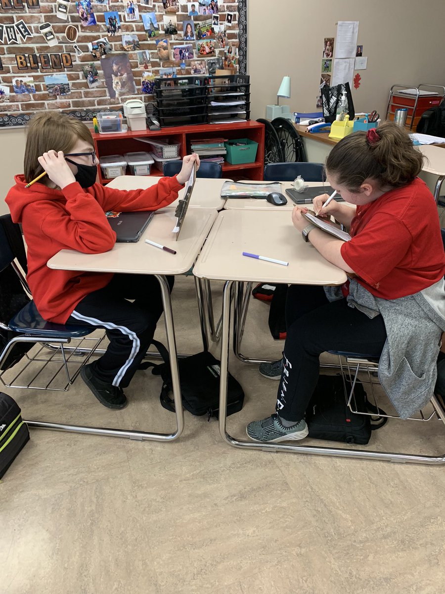 MrsGordonKMS's tweet photo. Playing battleship to practice graphing in all four quadrants of the coordinate plane in Math 6 today 👍🏻 @KarrerMS https://t.co/3URvQL086U