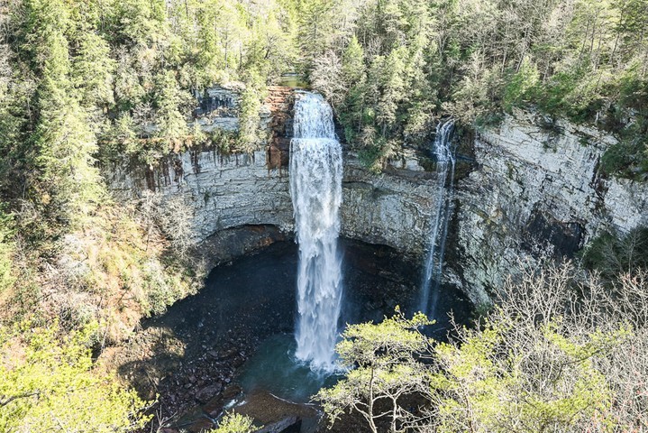 GOxOutside's tweet photo. Unlike the band TLC, we think you should go chasing waterfalls! Check out Fall Creek Falls in Tennessee if you need somewhere to explore for #wheretogoWednesday. There are great views from above or go for a hike and see it from below. #WaterfallWednesday https://t.co/AhyqNBuG5z