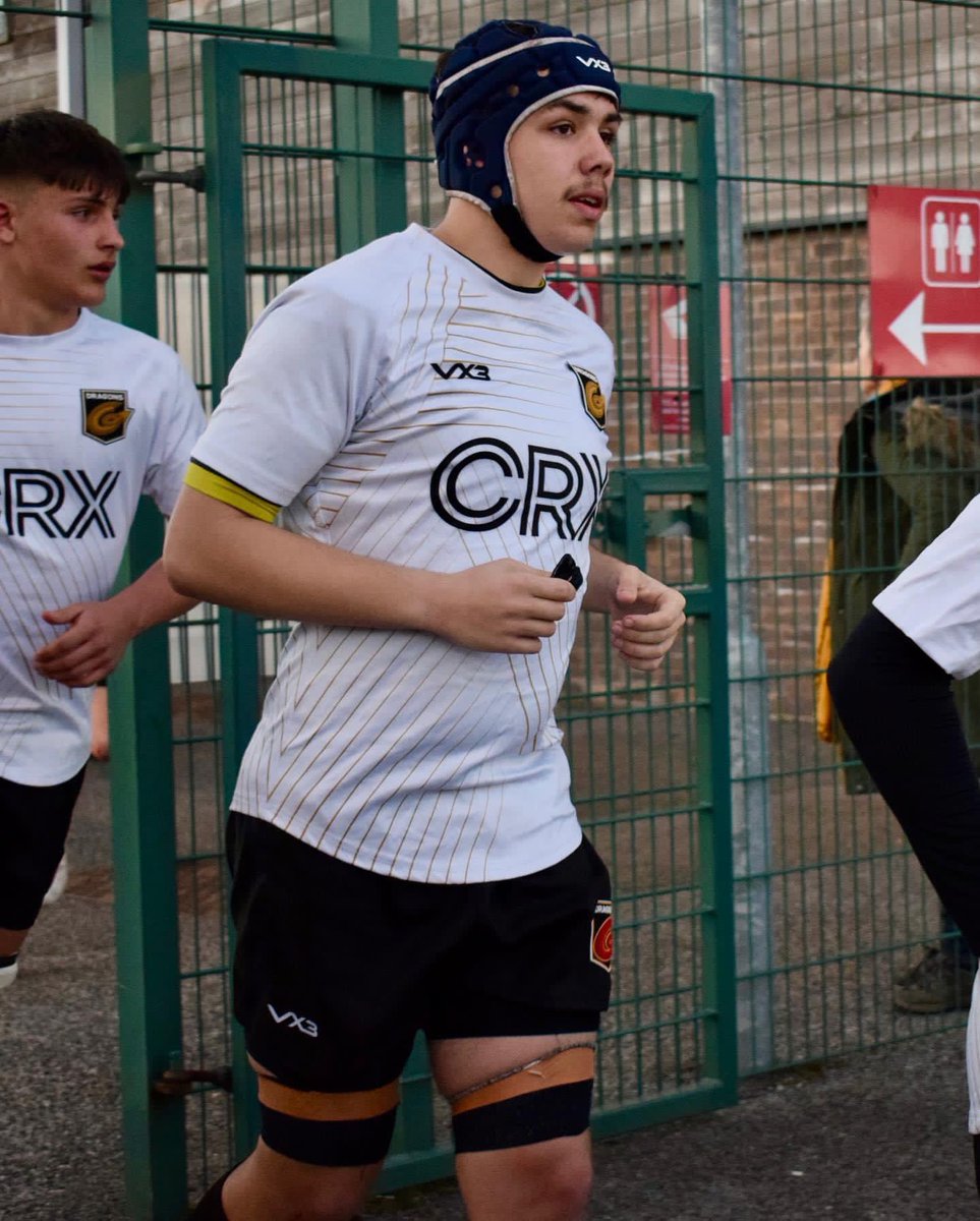 srcjt's tweet photo. Work hard play hard and the rewards will come. Super proud of this one tonight putting on the @dragonsrugby shirt 🔴⚫️🏉 @MrRichardsLSP @MrLewisLSP https://t.co/KC2z1miHiY