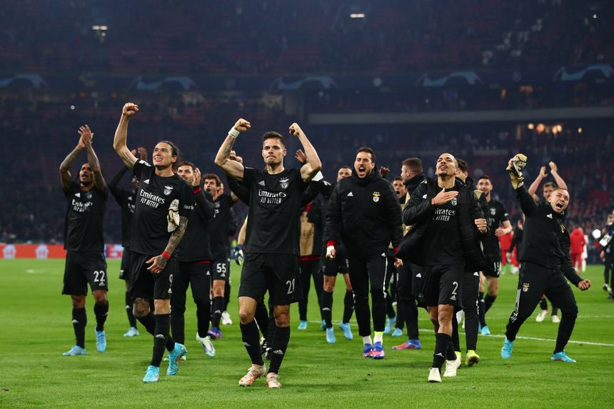 Liverpool 6-4 Benfica.
Orgulho neste Benfica.

Um 6-4 que não envergonha de todo aquilo que é a história do glorioso.
Claro que sonhamos todos com mais mas o Liverpool é uma das melhores equipas do mundo e temos que respeitar as diferenças.
Honraram o manto sagrado,nada a dizer.