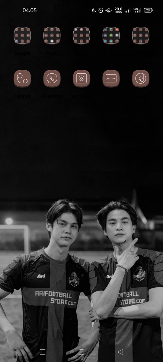 Nanda_panda19's tweet photo. @fessthai Suka aja sama interaksi mereka 🤭 https://t.co/j67oDBnXeA