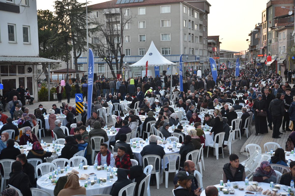 Alinur Aktaş