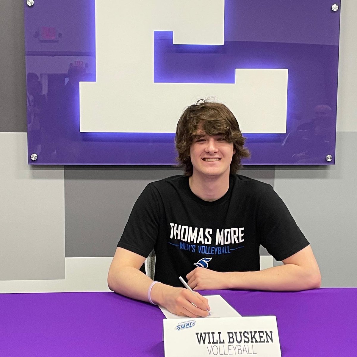 Saints_MVB's tweet photo. 🖊 Will Busken makes it official!
Congrats to Will and his family, can’t wait to have you join #theBrotherhood ! @ehsports @ElderVball
#TMUMVB https://t.co/vu5ftzaq0m