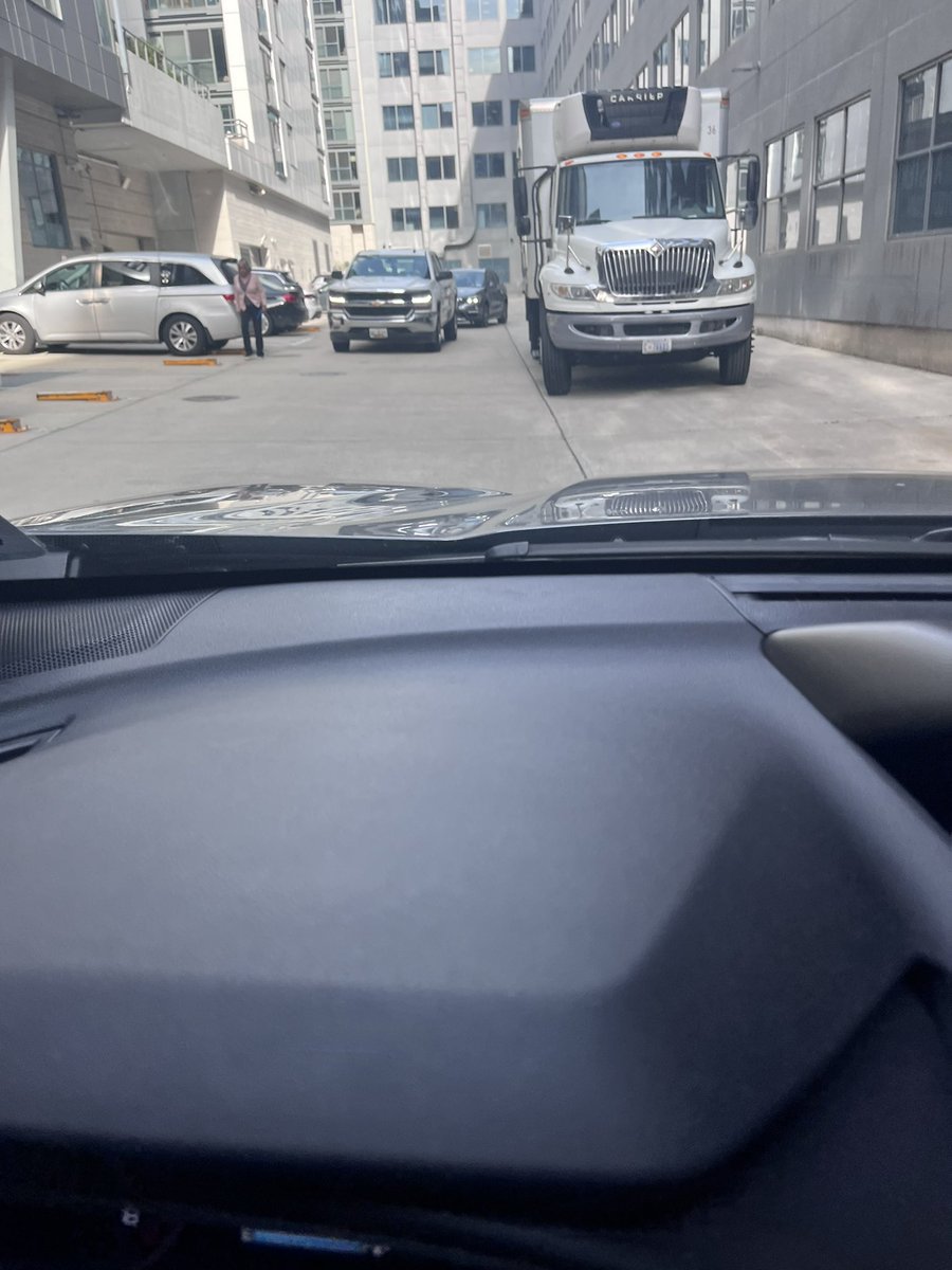 Kate Pena tweet media