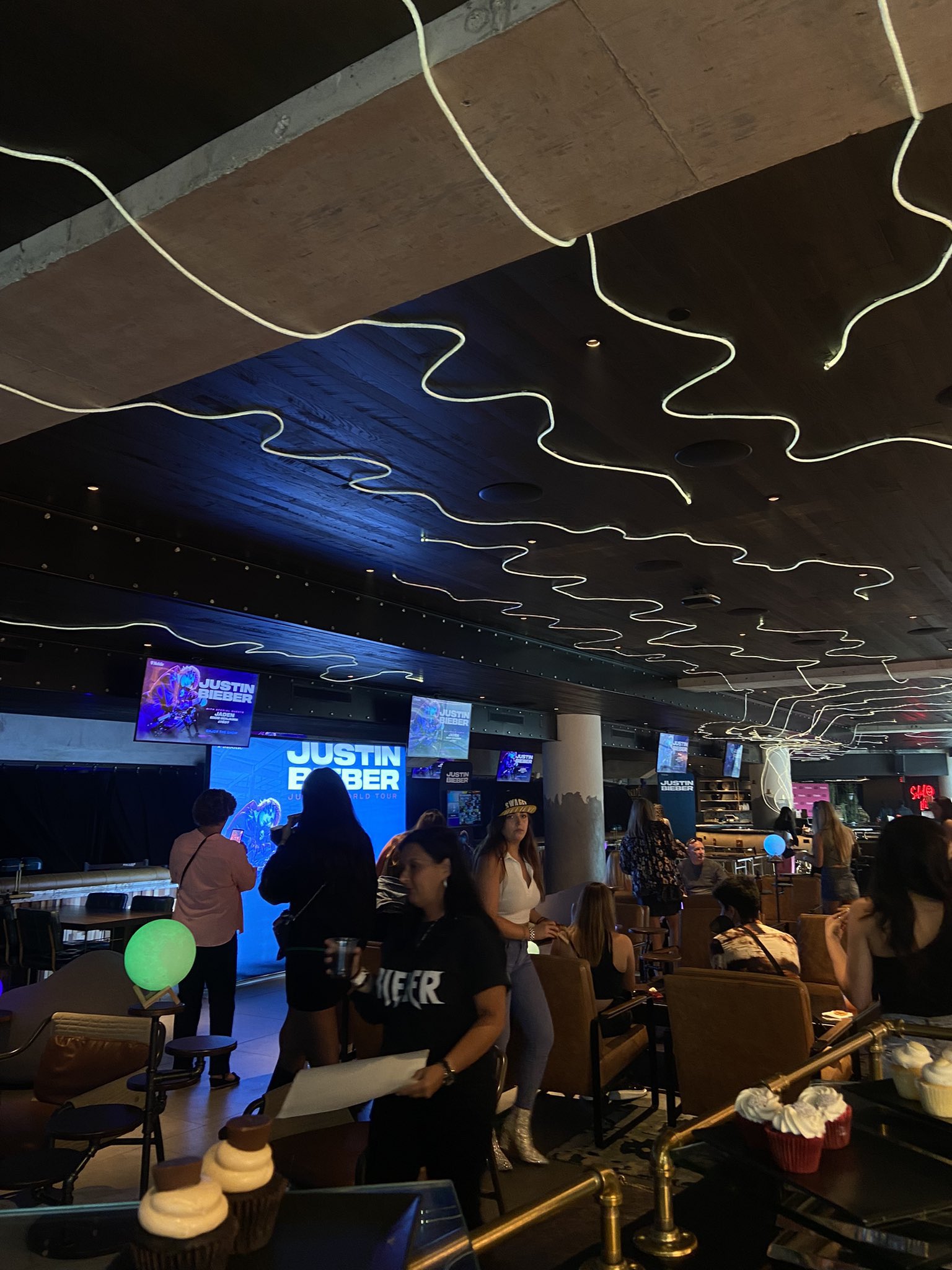 Justin Bieber Crew on Twitter "Photo of the Diamond VIP lounge at
