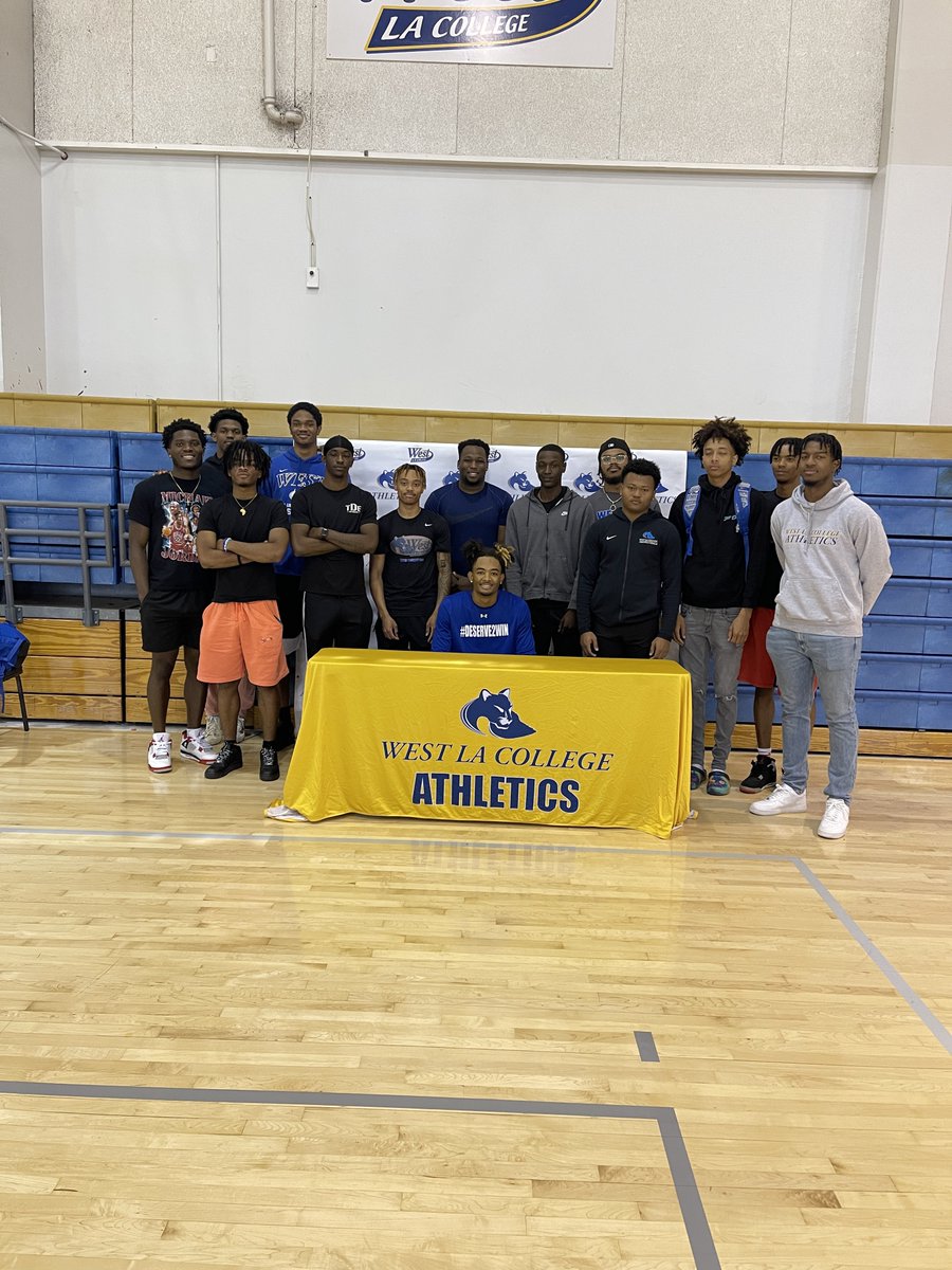 Trey_Handsome's tweet image. Congrats To West LA College Freshman Qualifier PG Justin Williams @_02deuce On Signing With Tennessee St University @TSUTigersMBB #D1 #GoWestGoFar #WeRunTheWest @pop_scout @westlamensbball @BeachCityHoops @sgnlthelgthoops @JucoRecruiting @JUCOadvocate @JUCONationHoops @JucoHoops