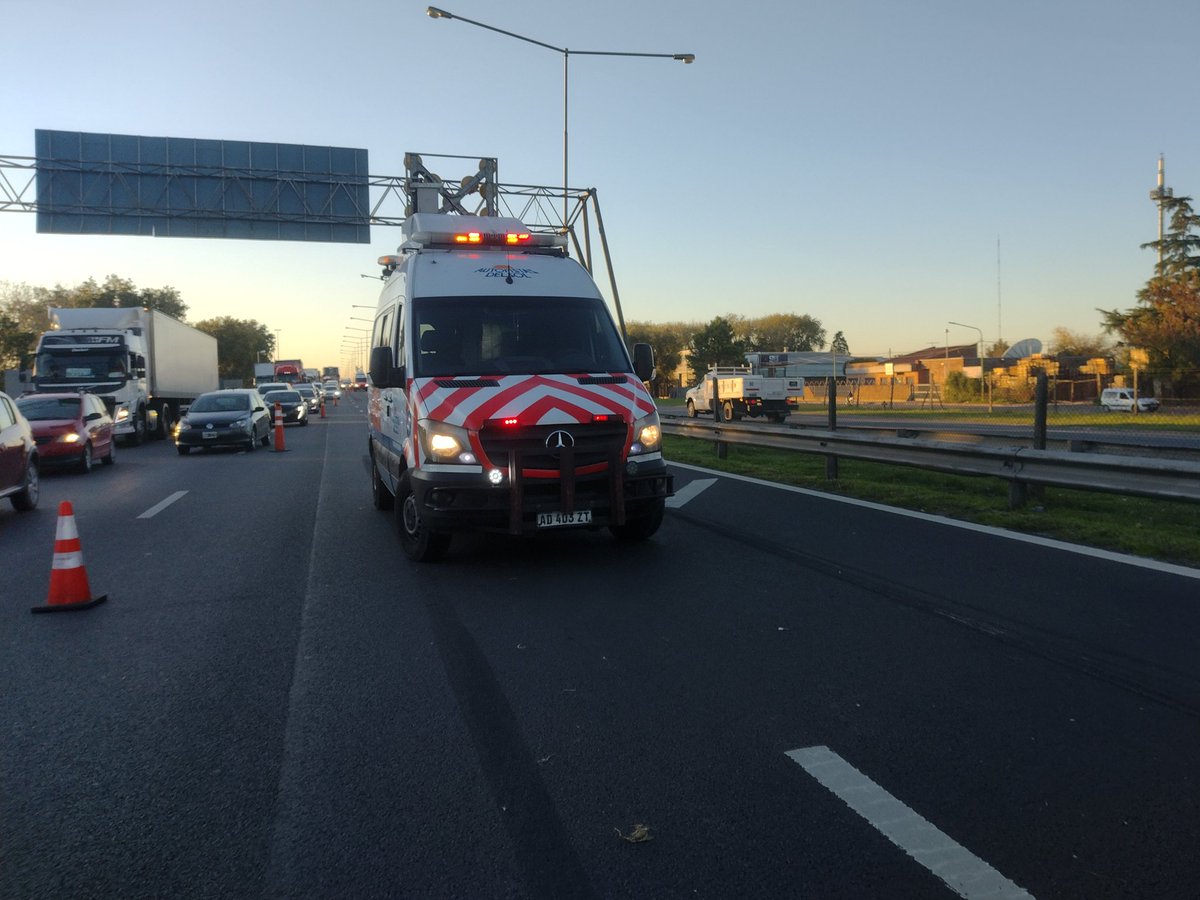 ElCampanense's tweet photo. Ahora accidente de tránsito en el kilómetro 72,5 de ruta Panamericana mano a Capital. importante congestión de vehículos. 
@AlertasTransito @lapanaweb @ElCampanense @solotransito https://t.co/VWhNNwQ7xi