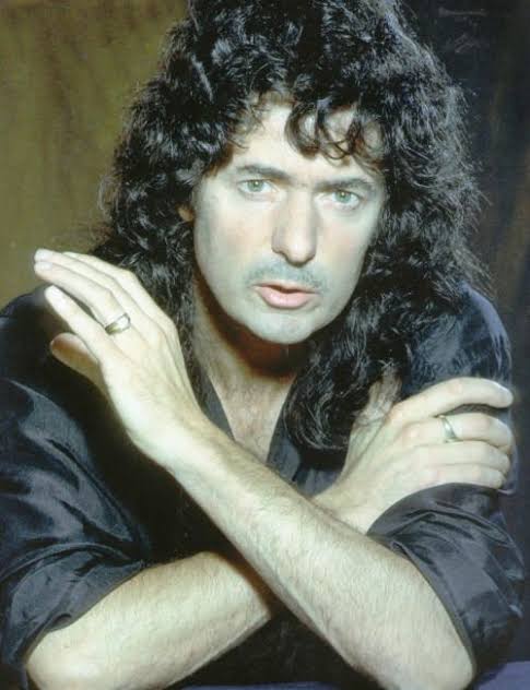 1945,4,14
HAPPY BIRTHDAY  Ritchie Blackmore  DEEP PURPLE, RAINBOW Blackmore\s Night 