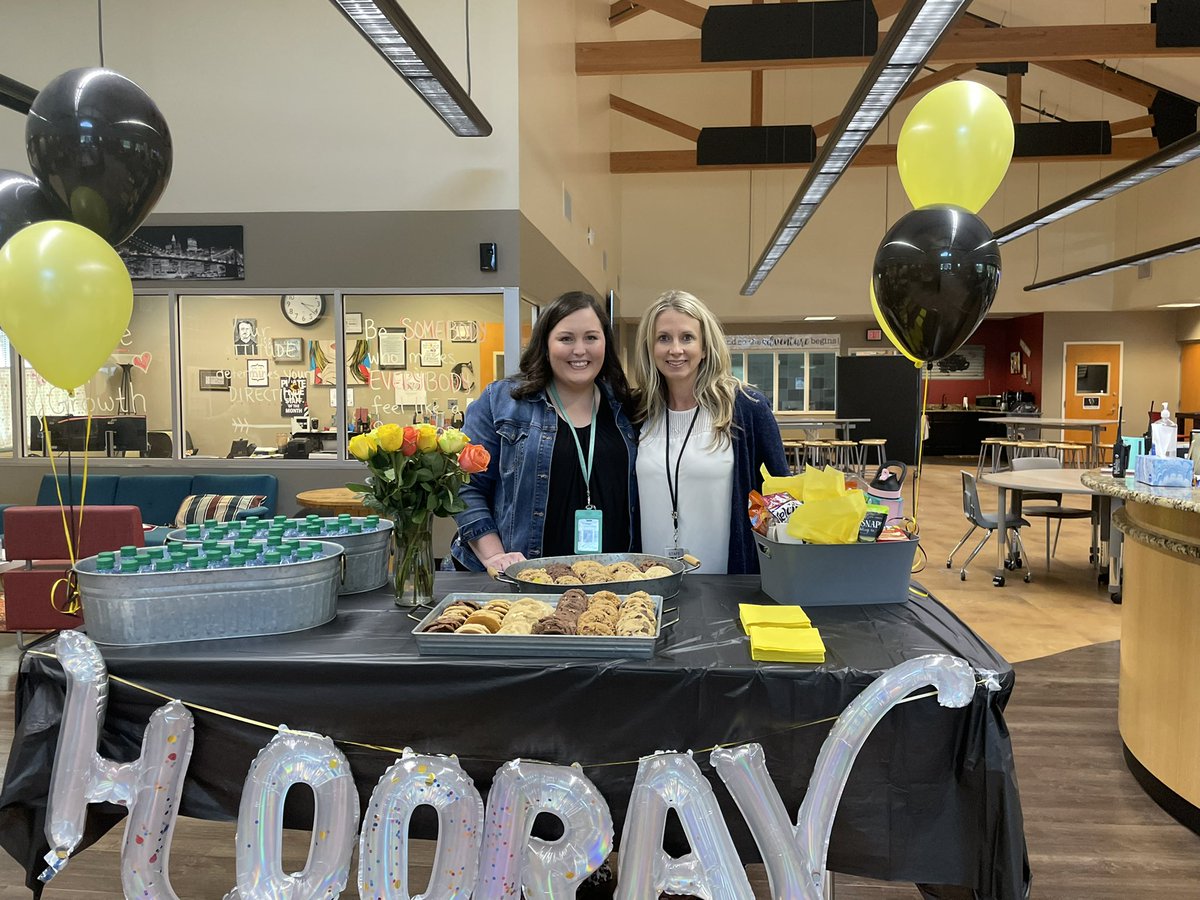 CrandallMiddle's tweet photo. So happy to recognize Morgan Graff as CMS Teacher of the Year!! #buildingatcms 🖤💛 https://t.co/VLmqBwkMpU