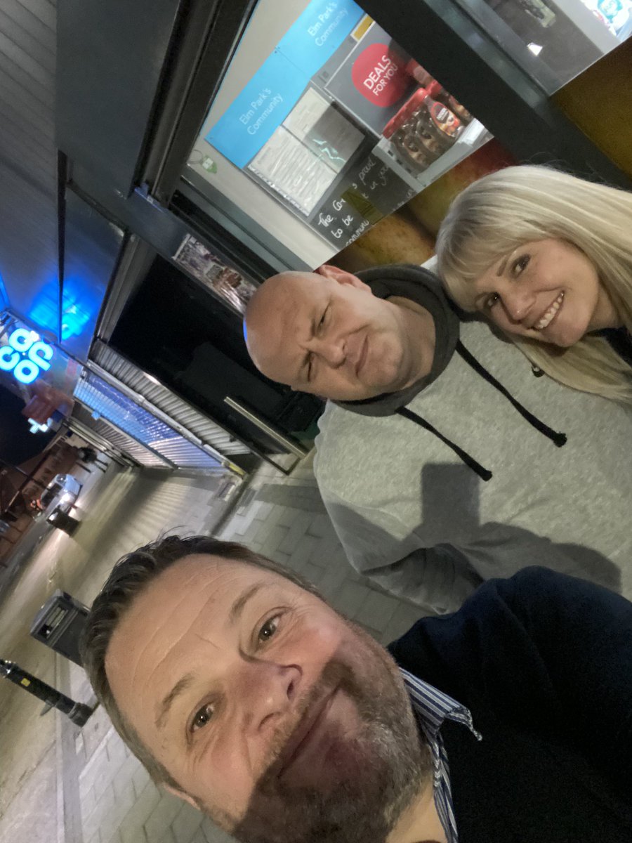 Great to bump into Wayne from <a href="/MitieSecurity/">Mitie Security</a> looking after our colleagues tonight in our Elm park store as part of our tactical project. had some great conversations with @BillyDavies_13 and <a href="/Vicky66405051/">Vicky</a> about colleague safety. #ItsWhatWeDo