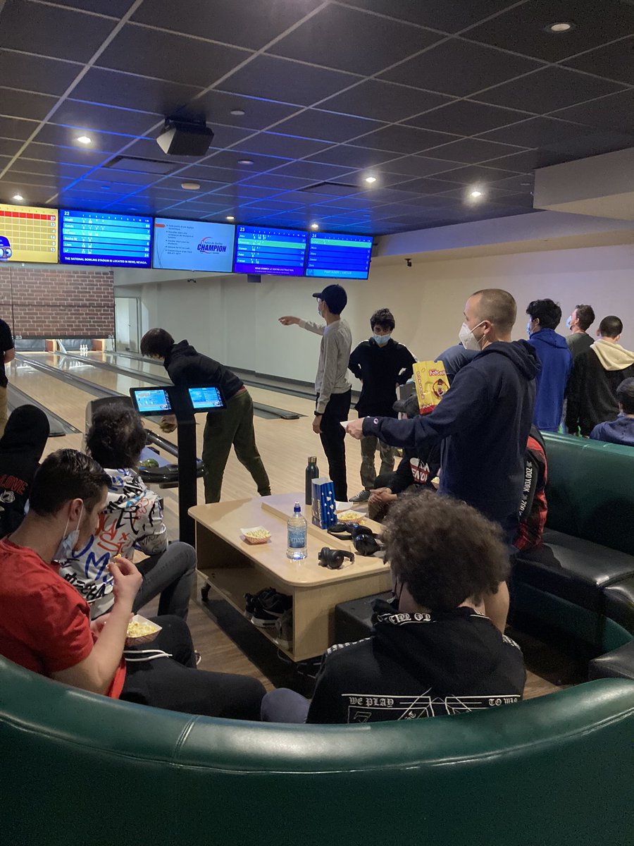 Cferhrhs's tweet photo. The CFER students got to do some bowling recently. https://t.co/cpfY7Ar8Y0