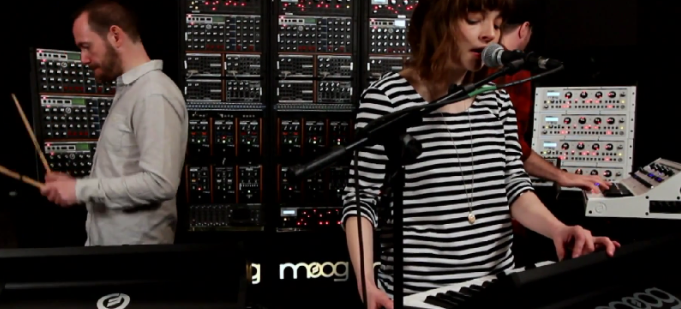 chriswatts1965's tweet photo. #NowAiring "Wonderland" by CHVRCHES in the Moog Sound Lab on tonight's #retro #InTheMoog show on @NCCRradio - Theme: pioneers of electronic music.
#synth #electronicmusic #MoogSoundLab
#ListenLive : https://t.co/vItQkb7H2o or App TuneIn or Alexa https://t.co/VHo33sY3JZ