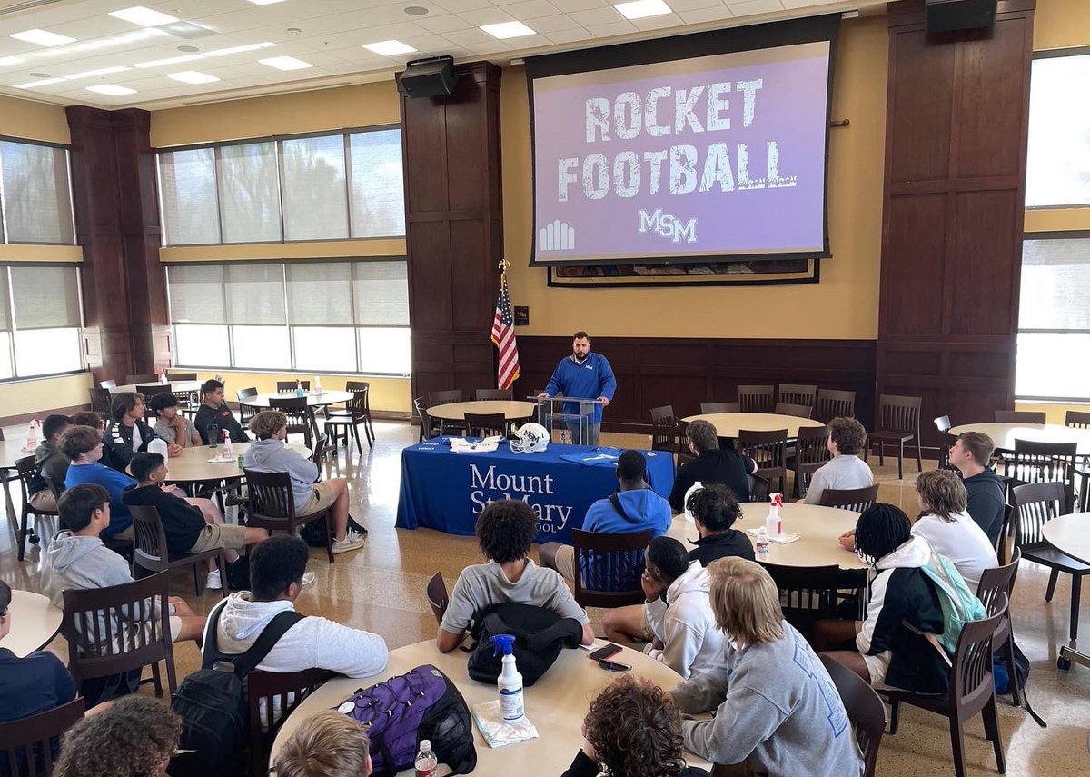 MountStMary's tweet photo. ➡️🏈Announcing the next era of Rocket Football...

Rocket family, help us welcome our next Rocket Football Head Coach, Coach Matthew Truelove! Head to the MSM website to read more! Welcome, Coach @CoachTruelove and family!

Rocket Pride!! https://t.co/3Iivbreu8w