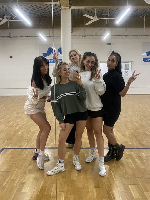 Being in a Spice Girls Tribute has been SO much fun! Big up Baby Spice! Rehearsals in motion! #babyspice<a href="/tag/spicegirls"class="tags"><span>&#35;spicegirls</span></a><a href="/tag/babyspice"class="tags"><span>&#35;babyspice</span></a><a href="/tag/spicegirlstribute"class="tags"><span>&#35;spicegirlstribute</span></a>