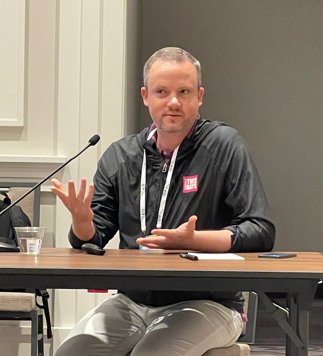 kobham's tweet image. Thank you @dempsey1 for representing @TMobile at today’s @CCAmobile #MCS2022 panel on brand loyalty. Jonathan discussed our innovative #TMobileTuesdays and the countless ways we thank our customers, knowing how much we 💗them!