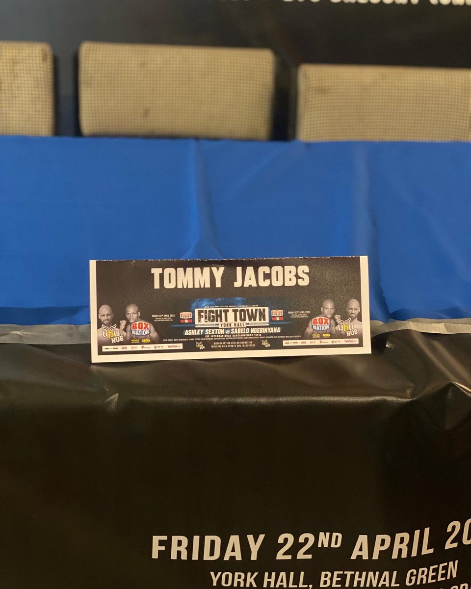 tommysweet_t's tweet photo. Next week we go to war and I can’t wait. Tonight’s #Pressconference will be on @boxnationtv on Friday tune in! Grab a ticket to come and watch the following Friday 🥊
#InHodWeTrust #Boxing #SweetT #RomanArmy
@JonWaldron1 @ragingbeasts @bxsmrt @Hodbox @TheBearCage2 @PriorityBoxing https://t.co/2fyhWQJxSf