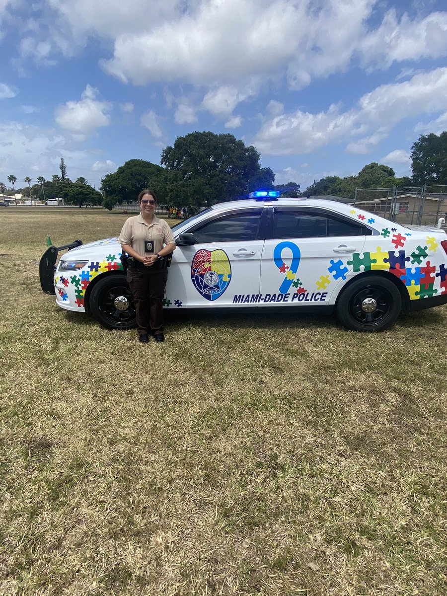 CPMWestviewK8's tweet photo. Carrie P. Meek/Westview K8-Celebrating Autism Awareness Month-1st Annual Walk for Autism Event. Faculty and Staff, students, parents, MDCPS Autism Team, School Police and Miami Dade Police supported the cause. @SuptDotres @MjLewis13 @MDCPS @OfficeofESE @MDCPSCentral https://t.co/Op9c5XmWBa