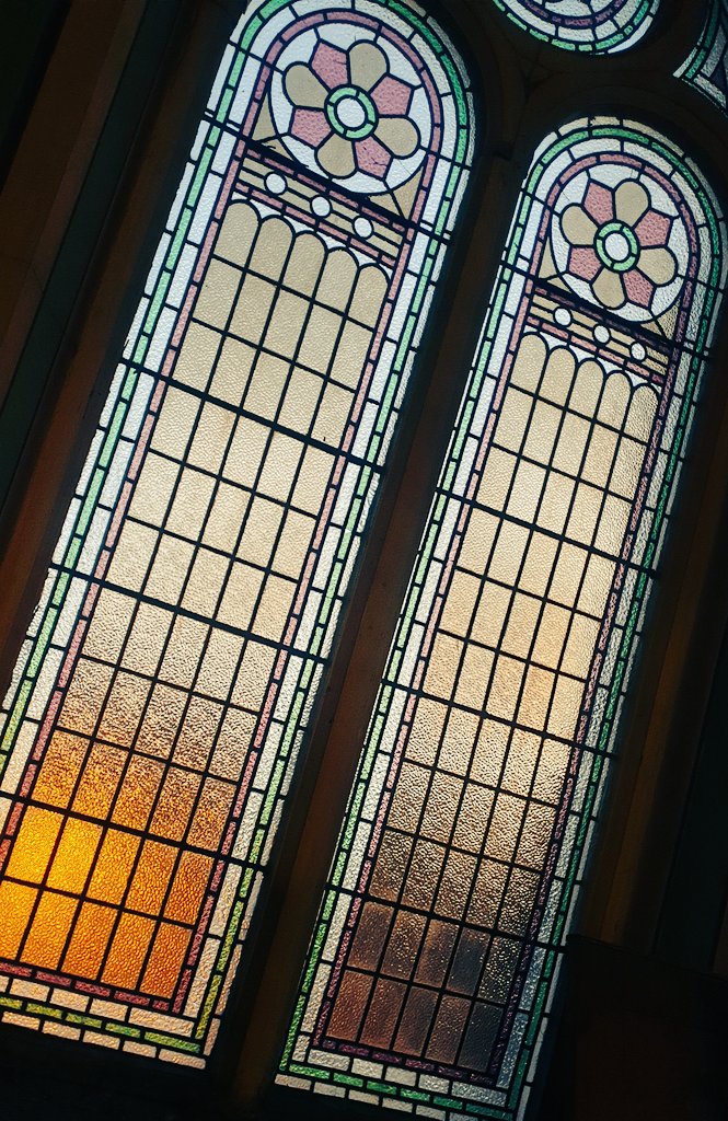 bornstoodup's tweet image. My local community gathered here today to dream &amp;amp; scheme. 

The goal: purchase this Church &amp;amp; create a #community owned asset that is a home for community-led creativity, arts &amp;amp; heritage crafts. 

Built with #regenerative &amp;amp; redistribution principles at its core. #DareToDream