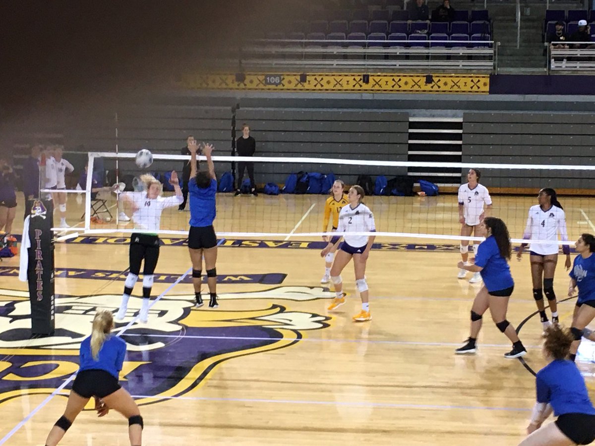 ChingChingSA's tweet photo. Enjoyed watching @JenningsHall10 compete this weekend for @ECUVB!  Go Pirates!  
#ECUVolleyball
#ChingChing https://t.co/JYB8ZwlRL9