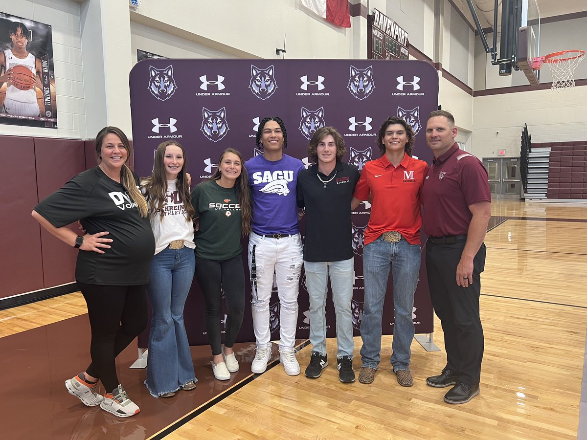 First ever Signing Day at Davenport HS! Congratulations to our student athletes. Thank you for setting the standard! We look forward to watching you at the next level. 🐺#BTP