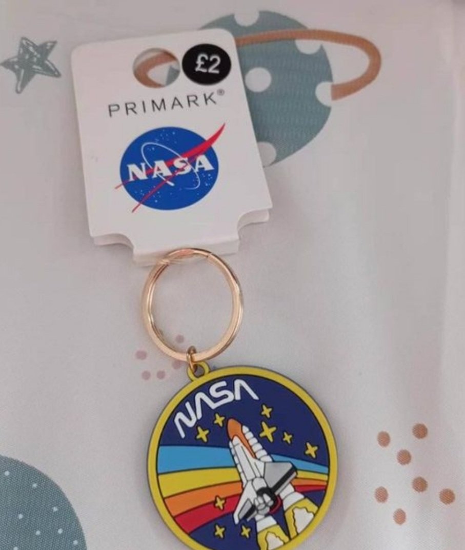 ficurlon's tweet image. In search of this keyring for a young man with autism who has lost his from his schoolbag and is very upset @HelenORahilly would love a RT to help his parent track one down (or more than one wld be even better)