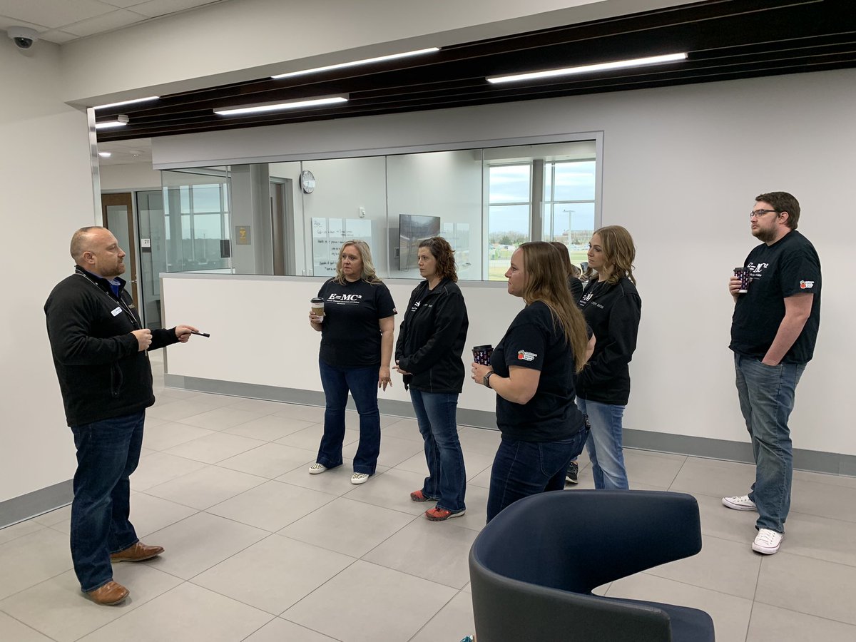 AndoverSchools's tweet photo. What an honor to have regional nominees for 2022 Kansas Teacher of the Year in our district today! They toured facilities, heard about programs and listened to student presentations. Thank you for coming to Andover! https://t.co/GqdO4Tsksd