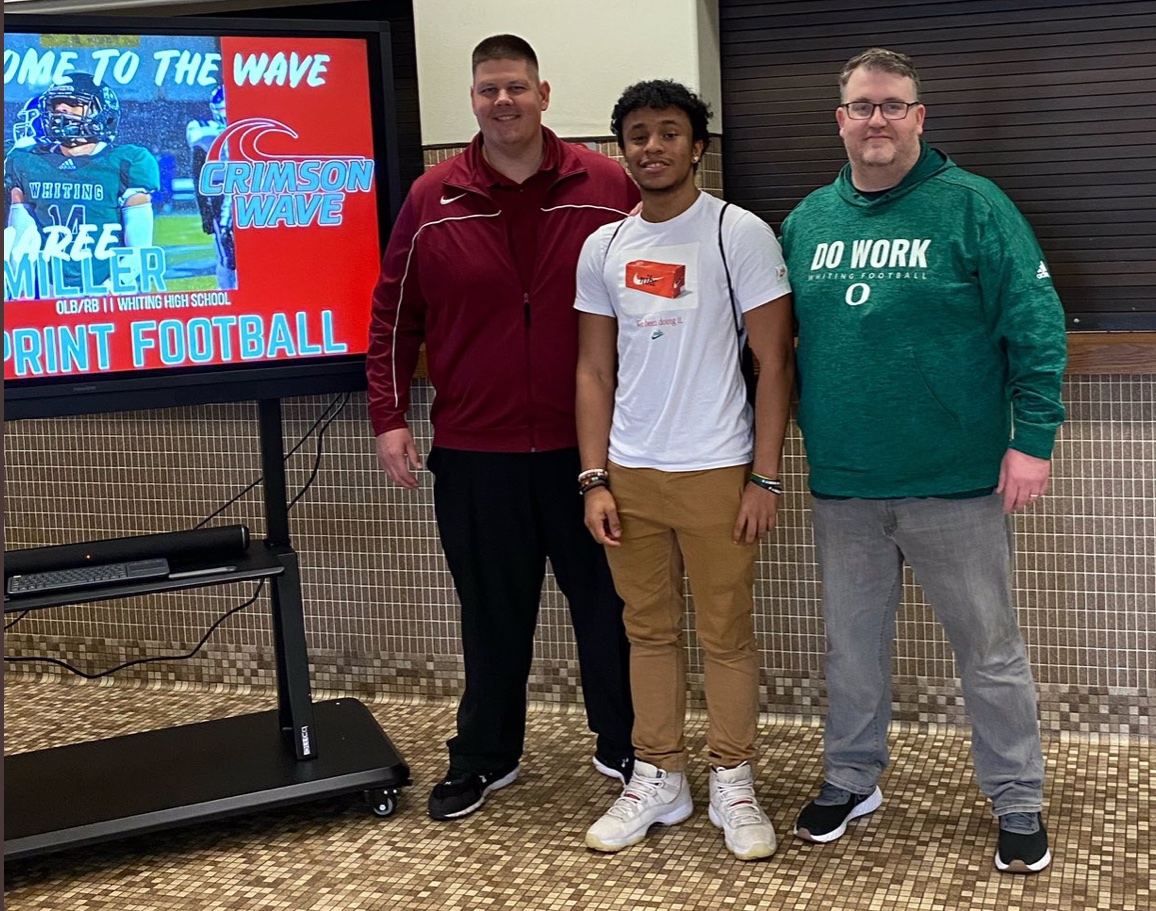 CCSJFootball's tweet photo. And add  another one! Welcome @xmxree to the 🔴🌊 #Team1 #Squad22 #MakeWaves https://t.co/Jq6Kg2R9Du